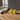 Gule fisk - salt- & pebersæt fra GiftCompany – på et borddækket spisebord