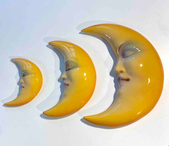 Gelber Mond als Wanddekoration aus Keramik – in verschiedenen Größen! – dekorative Figur für zu Hause