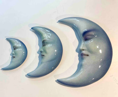 Blauer Mond – Wanddekoration aus Keramik – in verschiedenen Größen! – dekorative Figur für zu Hause