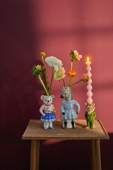 Koala Keramik Vase - Nathalie Lété set fra en anden vinkel